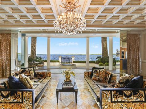 proprieta versace a sydney|Inside Sydney’s Versace homes .